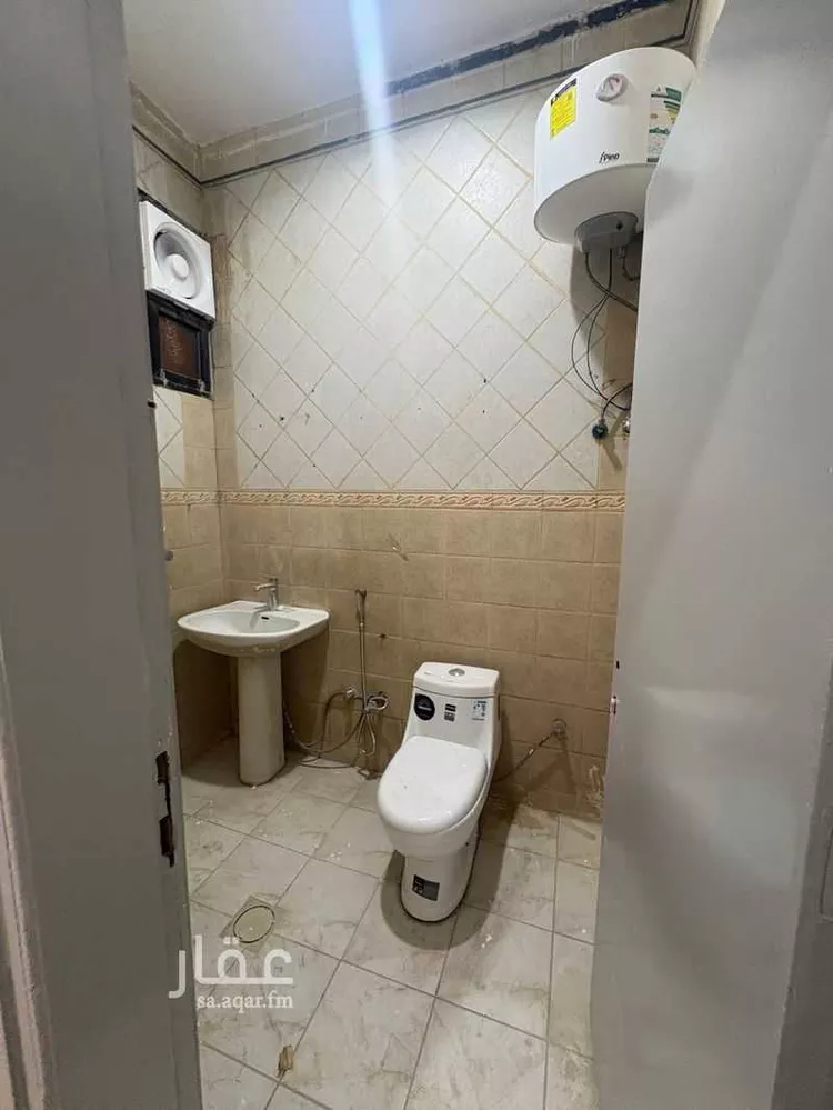 عمارة للإيجار في شارع خديجة بنت خويلد, حي طويق, مدينة الرياض, منطقة الرياض صورة 4