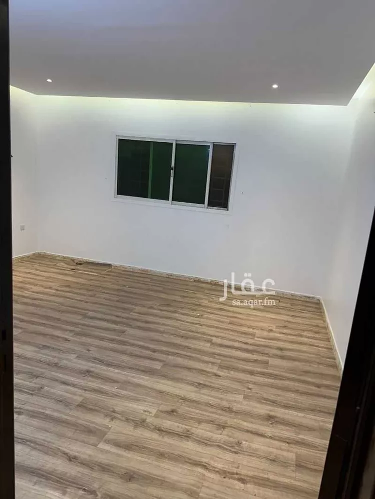 شقة للإيجار في شارع العاذرية, حي إشبيلية, مدينة الرياض, منطقة الرياض