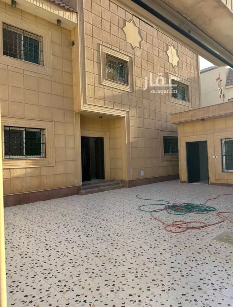 دور للإيجار في شارع العاذرية ، حي اشبيلية ، الرياض ، منطقة الرياض صورة 4