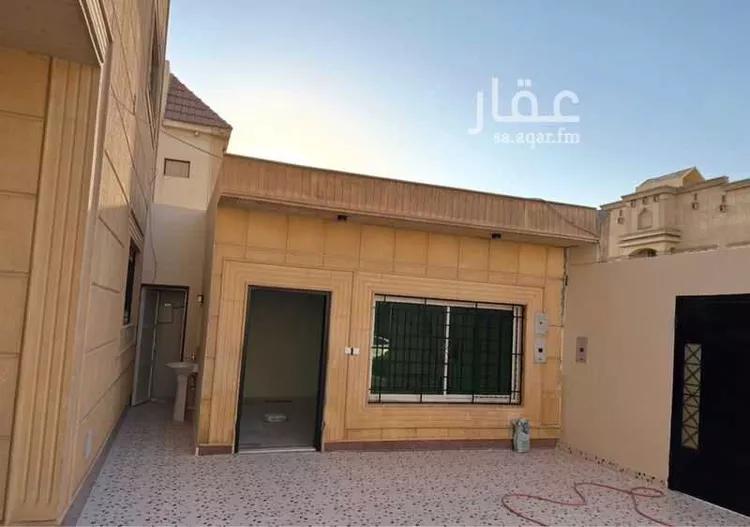 دور للإيجار في شارع العاذرية ، حي اشبيلية ، الرياض ، منطقة الرياض صورة 2