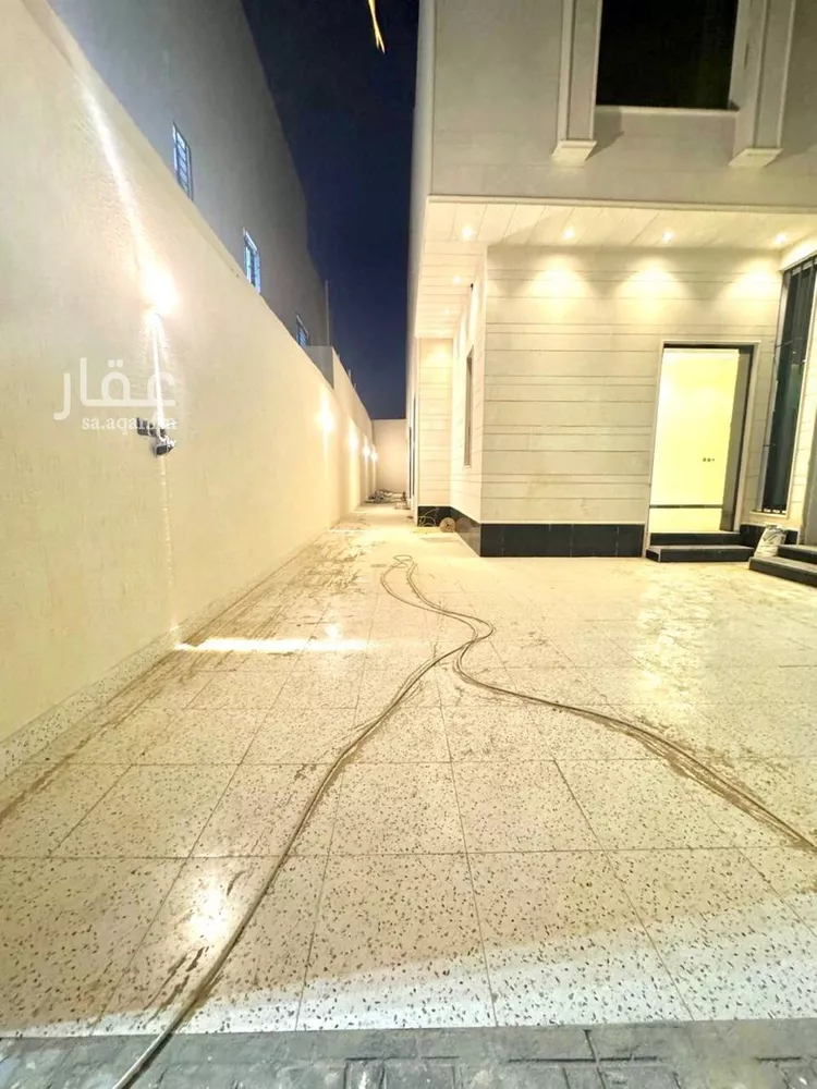 دور للبيع في شارع عبدالعزيز بن عبدالملك, حي بدر, مدينة الرياض, منطقة الرياض صورة 4