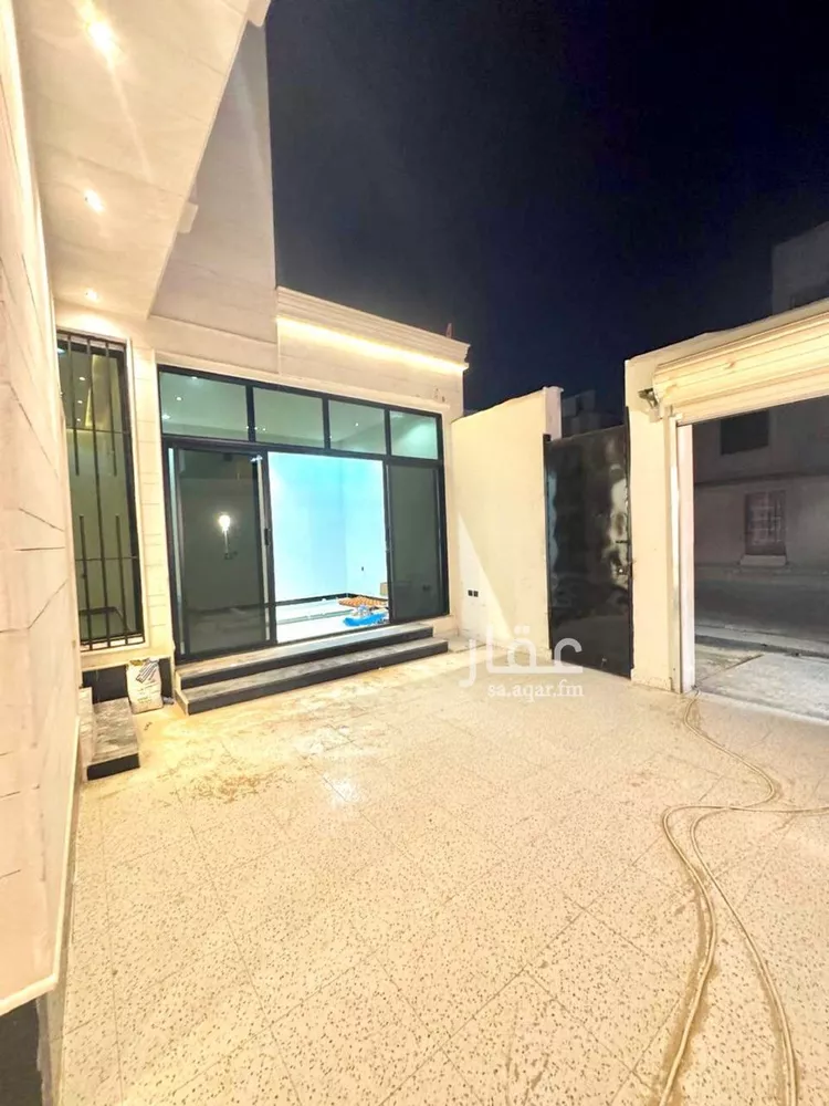 دور للبيع في شارع عبدالعزيز بن عبدالملك, حي بدر, مدينة الرياض, منطقة الرياض صورة 5