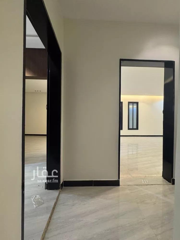 دور للبيع في شارع عبدالعزيز بن عبدالملك, حي بدر, مدينة الرياض, منطقة الرياض صورة 4