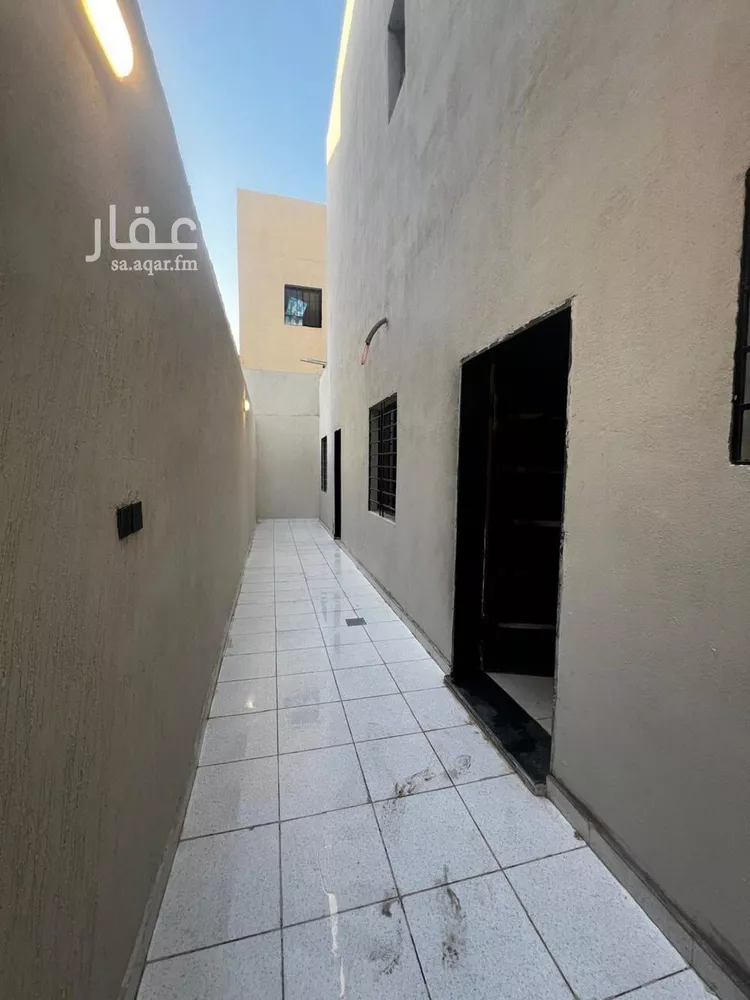 فيلا للبيع في شارع توفيق بن زريق, حي بدر, مدينة الرياض, منطقة الرياض 6