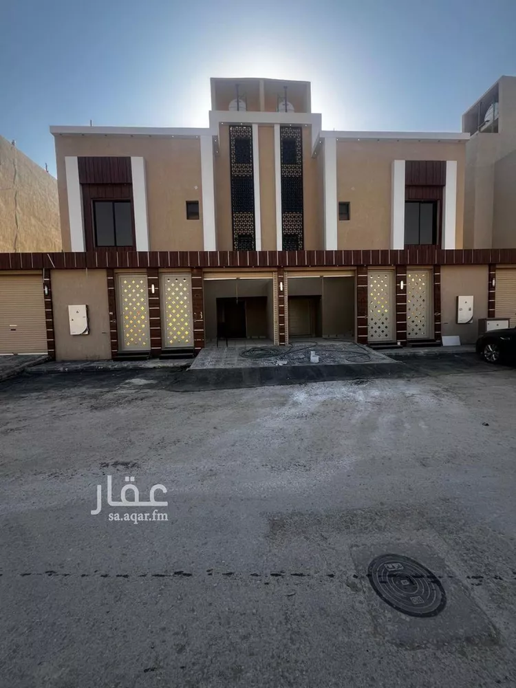 دور للبيع في شارع رفاعة بن شداد, حي عكاظ, مدينة الرياض, منطقة الرياض