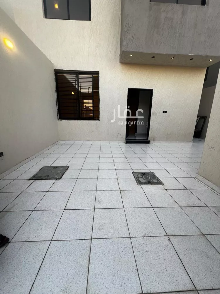 فيلا للبيع في شارع توفيق بن زريق, حي بدر, مدينة الرياض, منطقة الرياض صورة 5