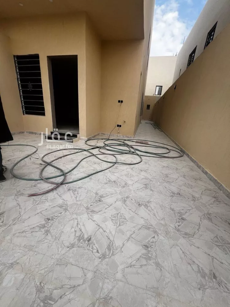 دور للبيع في شارع الرشيد, حي طيبة, مدينة الرياض, منطقة الرياض صورة 3