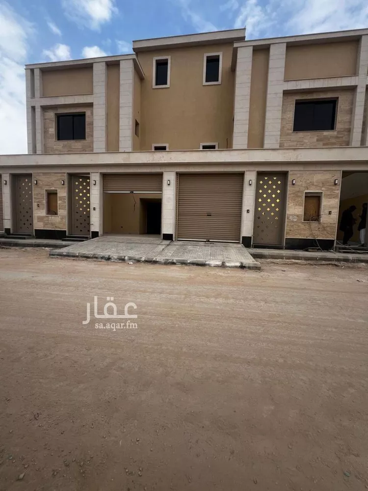 دور للبيع في شارع الرشيد, حي طيبة, مدينة الرياض, منطقة الرياض صورة 3