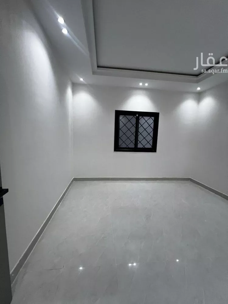 دور للبيع في شارع لطف بن سعد السميني, حي بدر, مدينة الرياض, منطقة الرياض 15