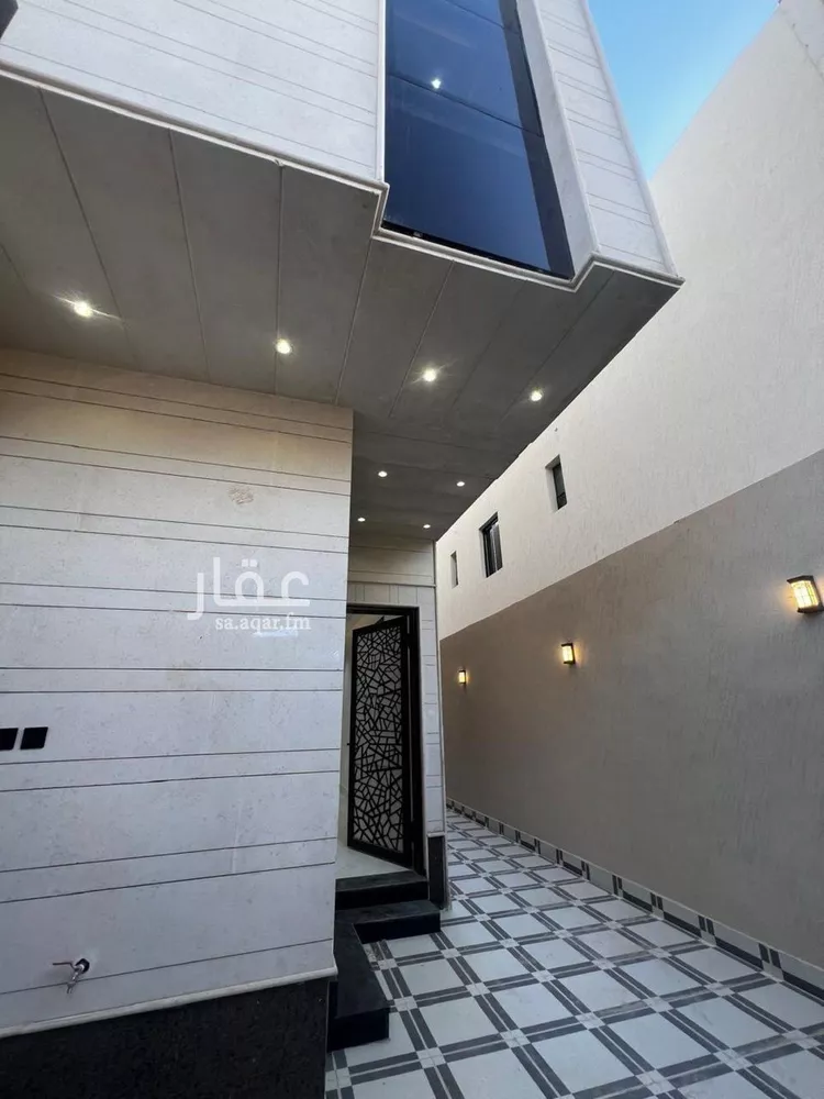 دور للبيع في شارع المنذر بن عبدالله, حي طيبة, مدينة الرياض, منطقة الرياض صورة 5