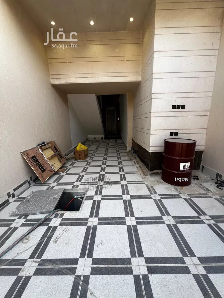 دور للبيع في شارع المنذر بن عبدالله, حي طيبة, مدينة الرياض, منطقة الرياض صورة 4