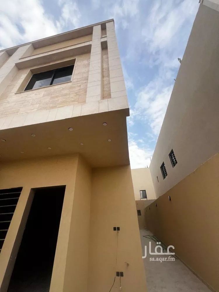 دور للبيع في شارع الرشيد, حي طيبة, مدينة الرياض, منطقة الرياض صورة 4