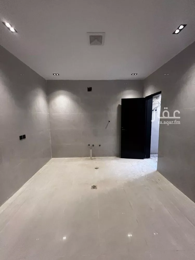 فيلا للبيع في شارع توفيق بن زريق, حي بدر, مدينة الرياض, منطقة الرياض 13