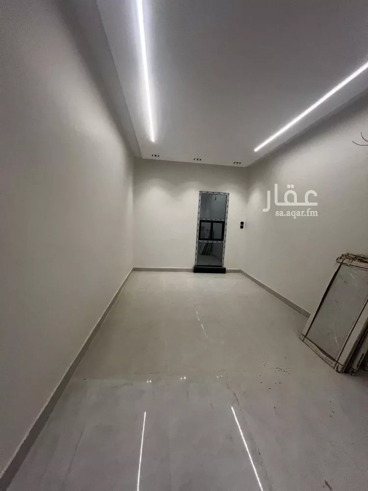 فيلا للبيع في شارع توفيق بن زريق, حي بدر, مدينة الرياض, منطقة الرياض 12