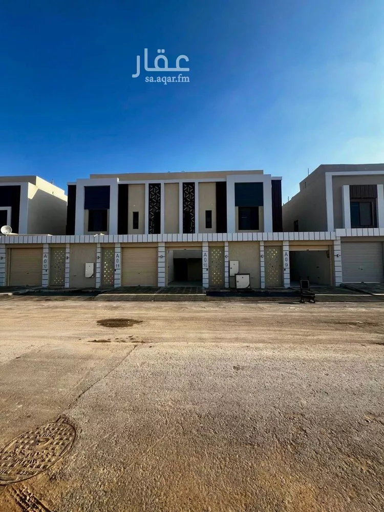 دور للبيع في شارع العزيزيه, حي طيبة, مدينة الرياض, منطقة الرياض صورة 2