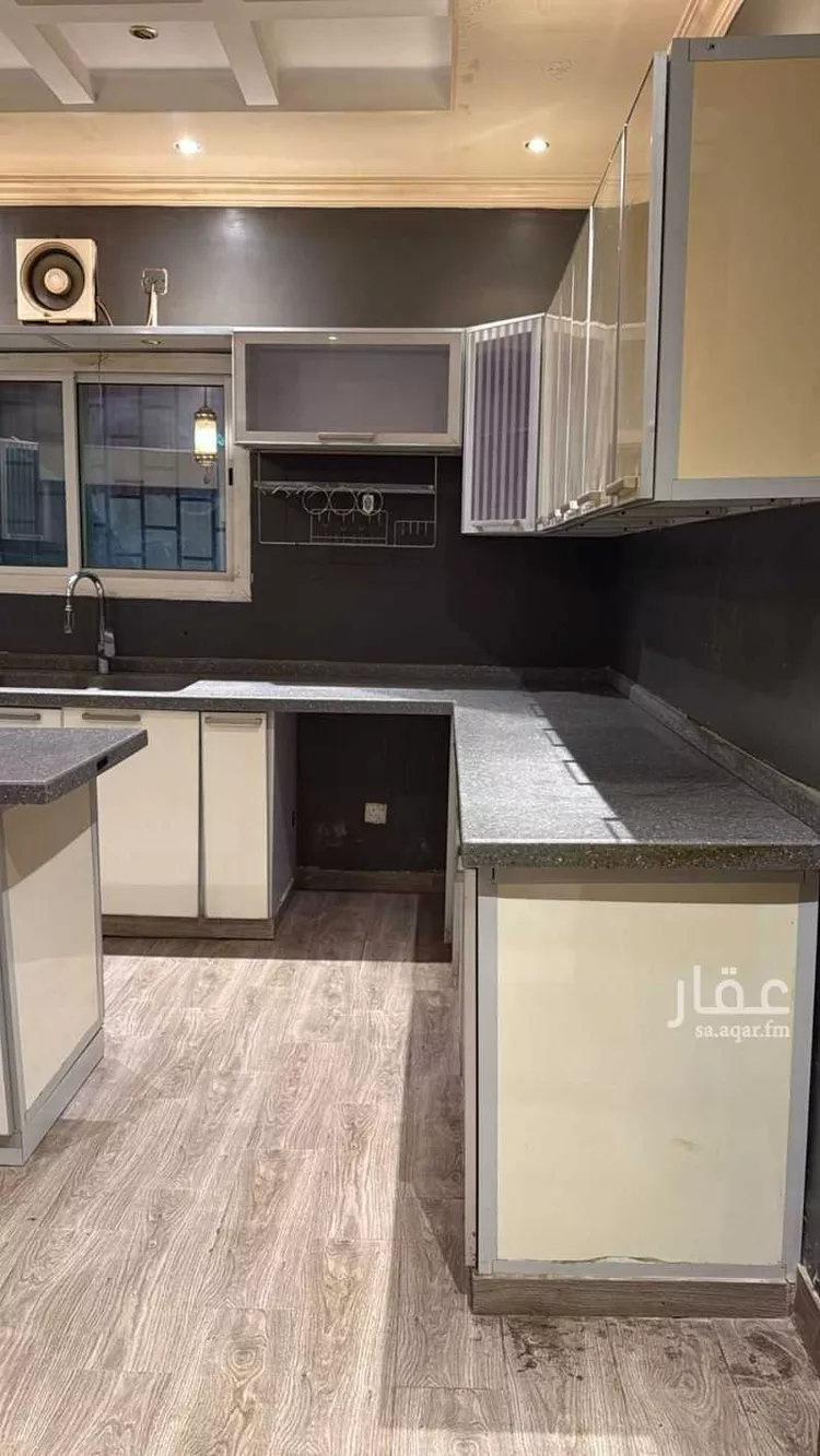 فيلا للبيع في شارع أبي الفضل الرصافي, حي الحمدانية, مدينة جدة, منطقة مكة المكرمة 13