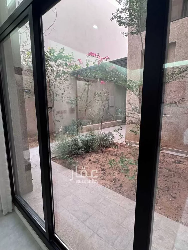 فيلا للبيع في شارع ظهره العودة غرب 65, حي ظهره العودة غرب, مدينة الدرعية, منطقة الرياض صورة 5