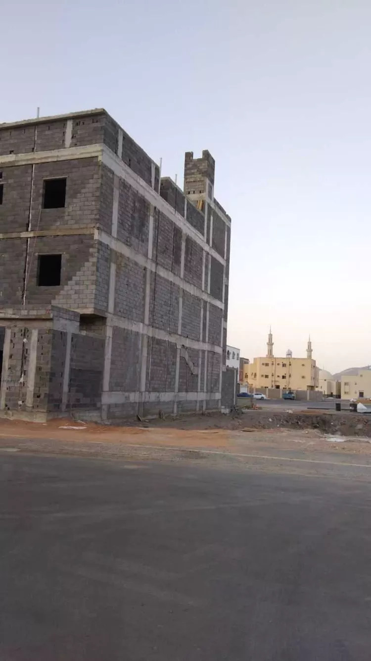 عمارة للبيع في شارع فلان ابن شراحبيل, حي ورقان, مدينة المدينه المنوره, منطقة المدينة المنورة صورة 3