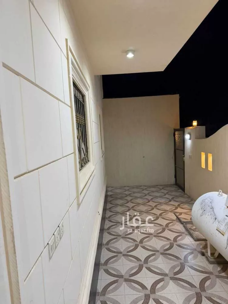 شقة للإيجار في شارع الرشيشة, حي الزهور, مدينة أبها, منطقة عسير صورة 5