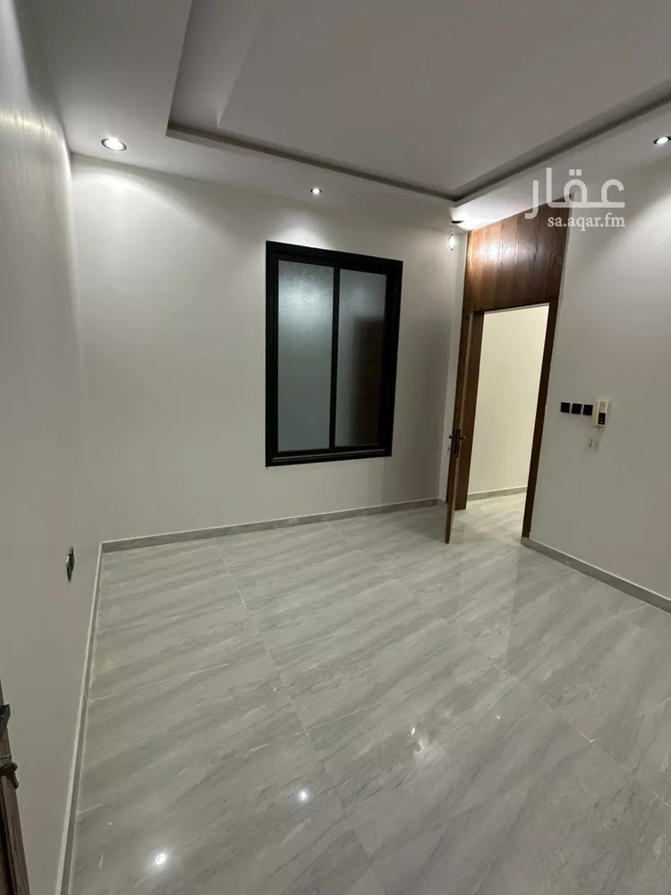 فيلا للإيجار في شارع الجوال, حي طيبة, مدينة الرياض, منطقة الرياض