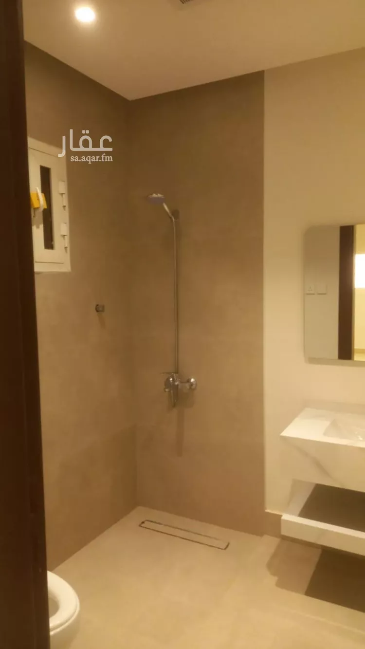 دور للإيجار في شارع ابن سيده اللغوي, حي الوادي, مدينة الرياض, منطقة الرياض صورة 5