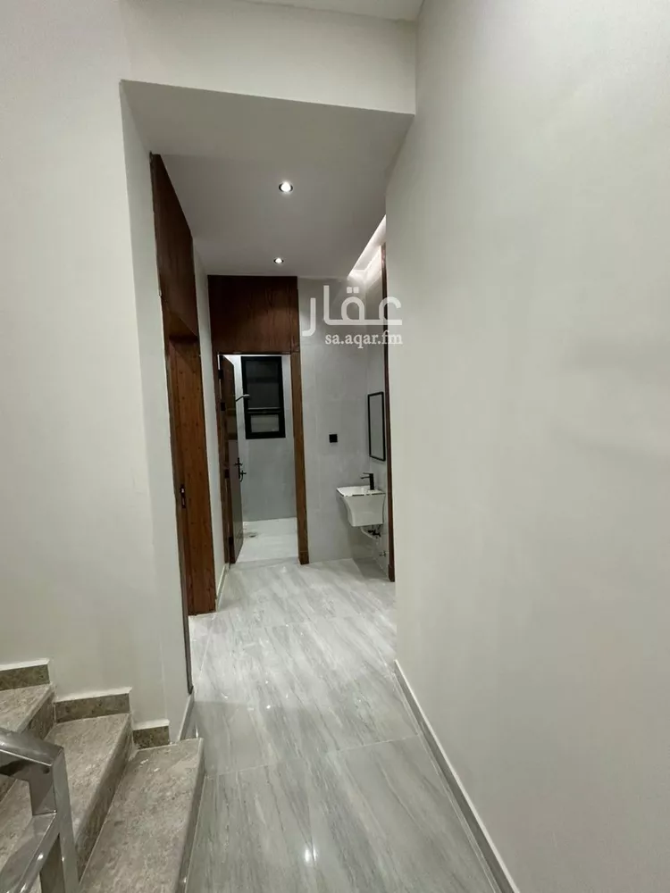 فيلا للإيجار في شارع الجوال, حي طيبة, مدينة الرياض, منطقة الرياض صورة 3