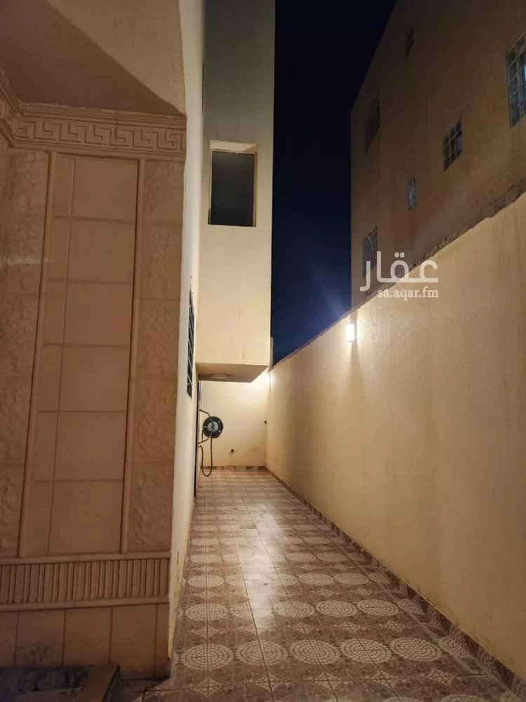 فيلا للإيجار في شارع رقم 407, حي ظهرة لبن, مدينة الرياض, منطقة الرياض صورة 5