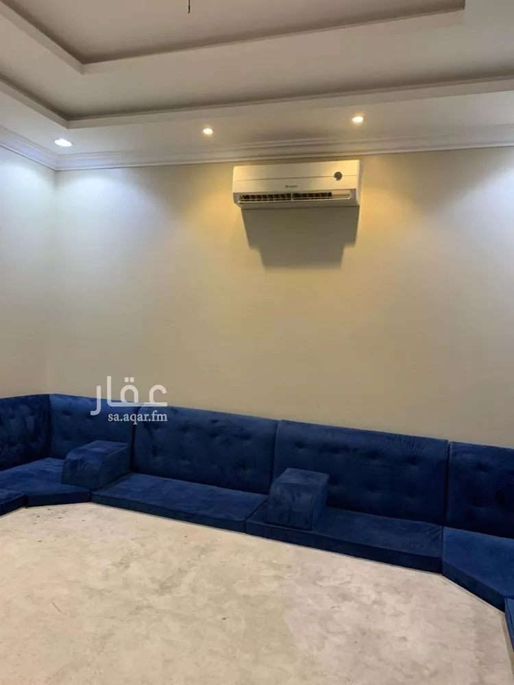 فيلا للإيجار في شارع رقم 407, حي ظهرة لبن, مدينة الرياض, منطقة الرياض