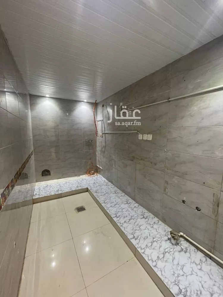 فيلا للإيجار في شارع محمد بن عياش, حي الإزدهار, مدينة الرياض, منطقة الرياض صورة 3