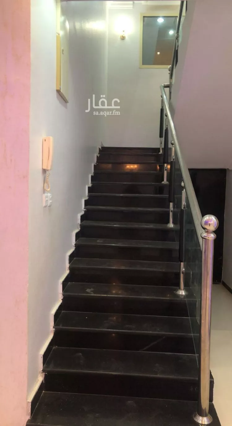 فيلا للإيجار في شارع رقم 407, حي ظهرة لبن, مدينة الرياض, منطقة الرياض صورة 2