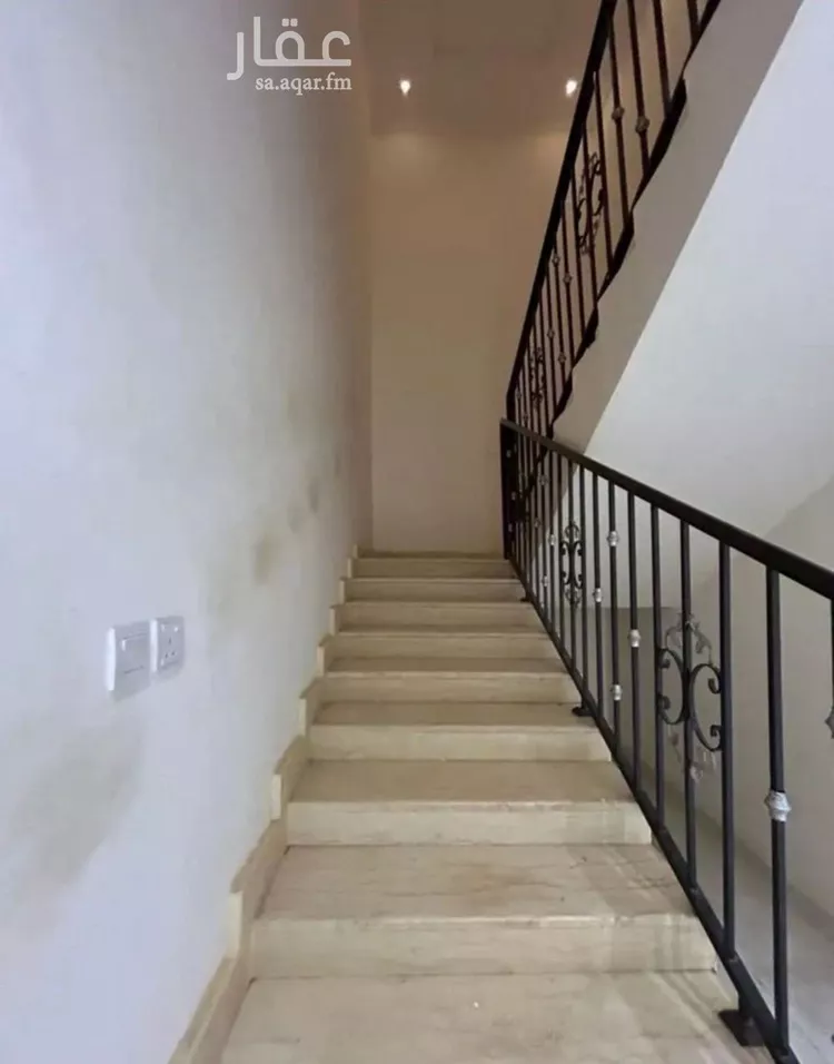 فيلا للإيجار في شارع تقي الدين السنجاري, حي طيبة, مدينة الرياض, منطقة الرياض صورة 4