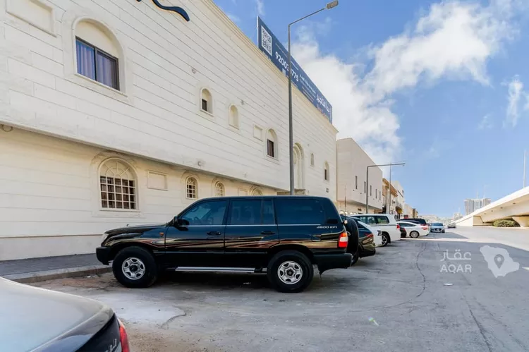 شقة للإيجار في شارع سعود بن عبدالعزيز بن محمد الفرعي, حي المحمدية, مدينة الرياض, منطقة الرياض 15