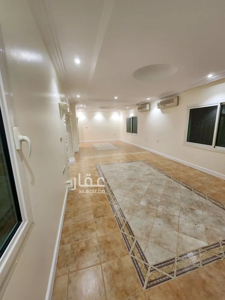فيلا للبيع في شارع طولكرم, حي المروج, مدينة الرياض, منطقة الرياض صورة 3