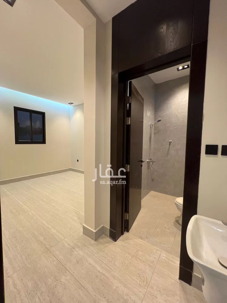 دور للبيع في شارع وادي بيدة, حي بدر, مدينة الرياض, منطقة الرياض 17