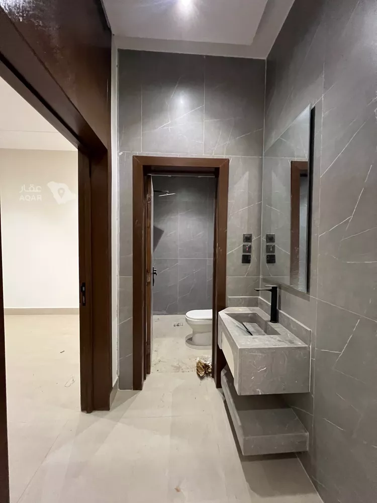 Villa for Sale in Riyadh Tuwaiq 18