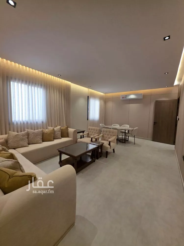 دور للبيع في شارع أبي عبدالله الصقلي, حي عكاظ, مدينة الرياض, منطقة الرياض 18