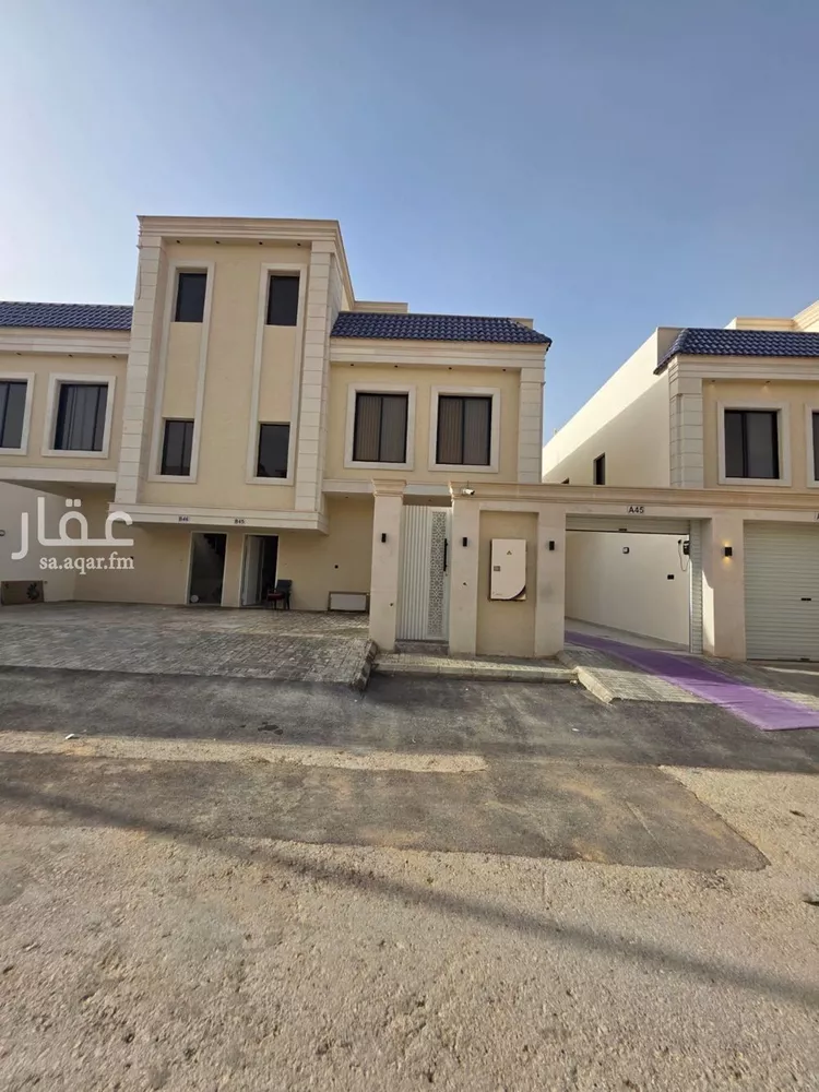 دور للبيع في شارع مصطفى عبدالرزاق, حي عكاظ, مدينة الرياض, منطقة الرياض