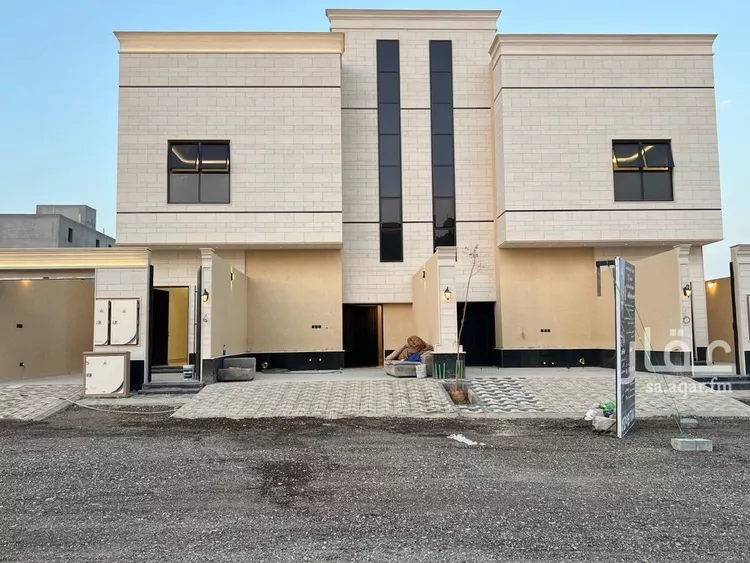 Floor for Sale in Riyadh Dahiat Namar