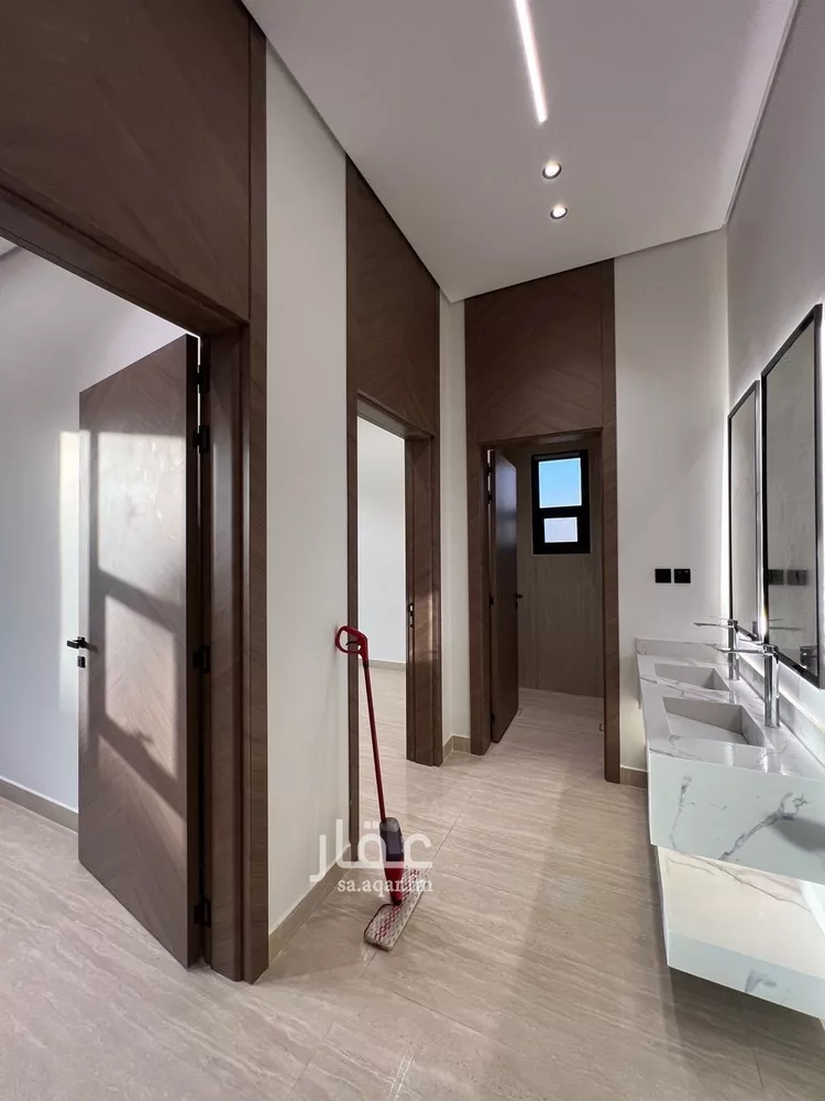 Floor for Sale in Riyadh Al Hazm 8