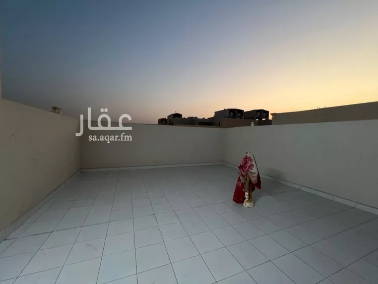 دور للبيع في شارع وادي بيدة, حي بدر, مدينة الرياض, منطقة الرياض 15