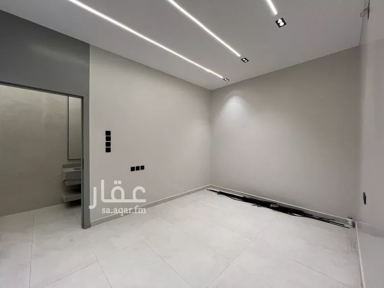 Villa for Sale in Riyadh Tuwaiq 12