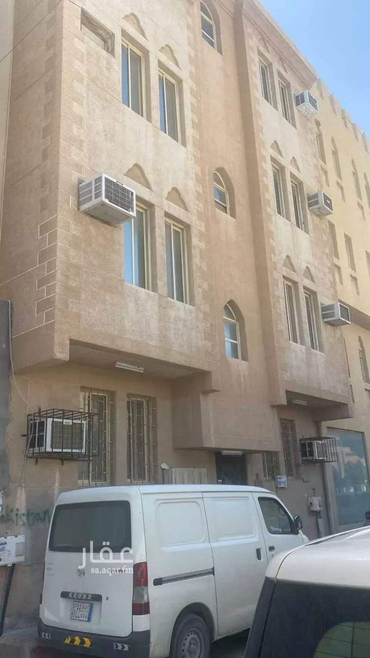 عمارة للبيع في شارع ابو سلمه, حي الربيع, مدينة الدمام, المنطقة الشرقية