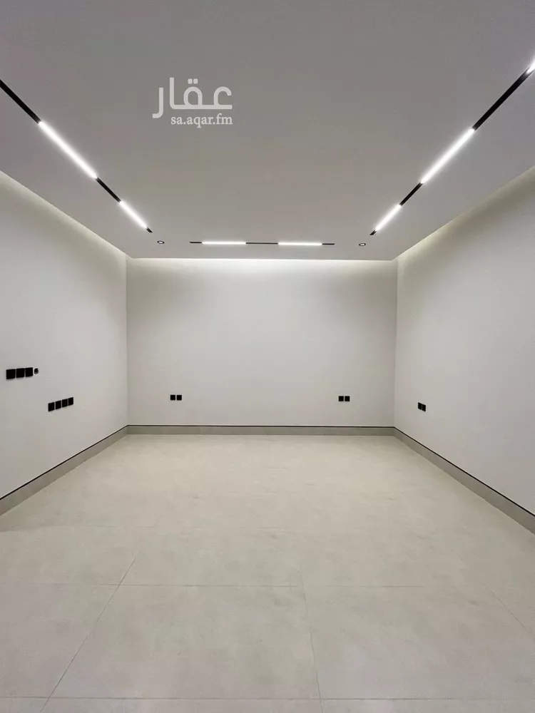 Villa for Sale in Riyadh Al Mahdiyah 15