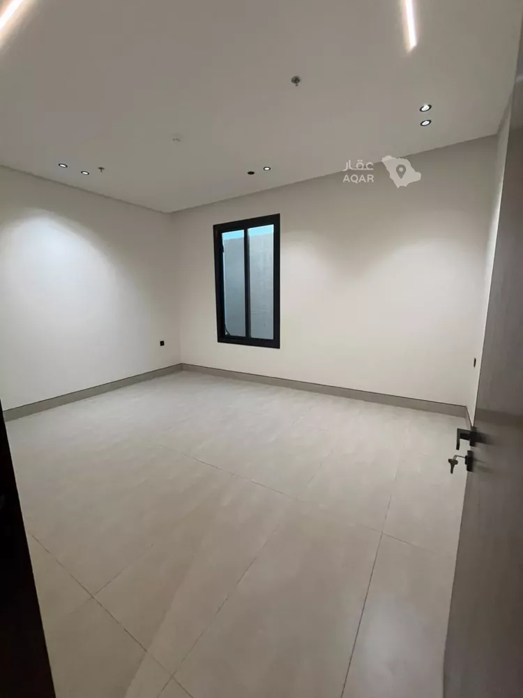 Apartment for Sale in Riyadh Al Mahdiyah 12