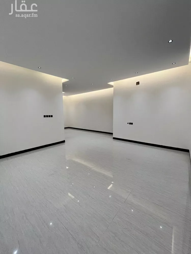 Villa for Sale in Riyadh Al Mahdiyah 17