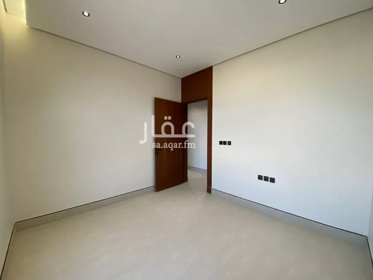شقة للبيع في شارع عمرو بن معمر, حي المهدية, مدينة الرياض, منطقة الرياض 8