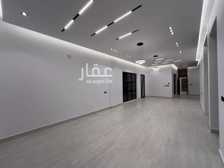 فيلا للبيع في شارع ابن سحيم, حي المهدية, مدينة الرياض, منطقة الرياض 8