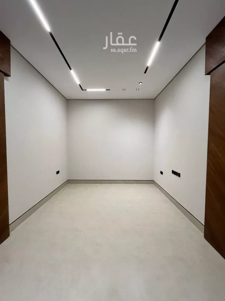 Villa for Sale in Riyadh Al Mahdiyah 8