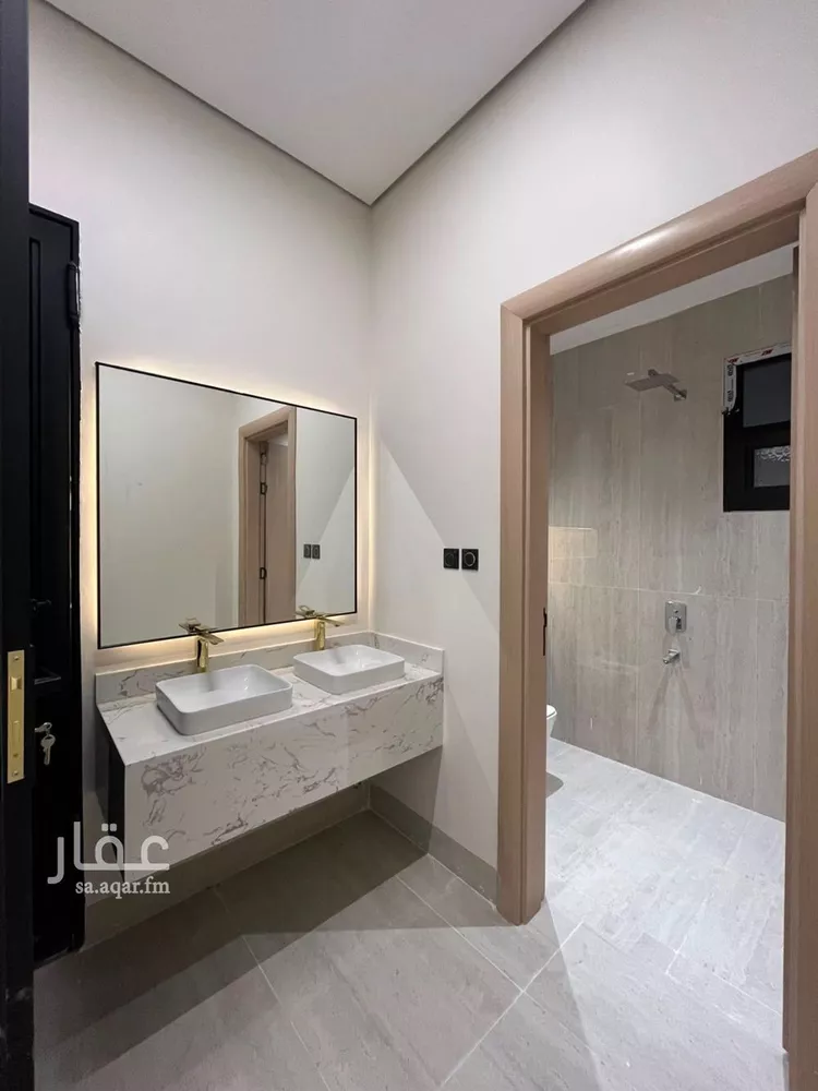 Villa for Sale in Riyadh Al Mahdiyah 12