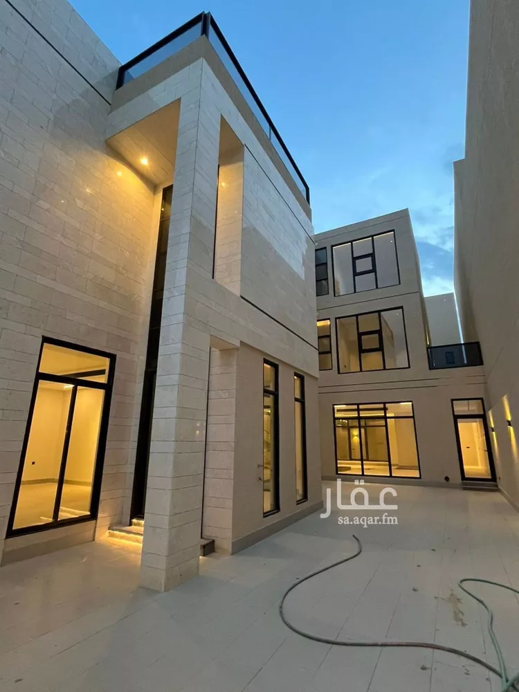 Villa for Sale in Riyadh Al Mahdiyah 6